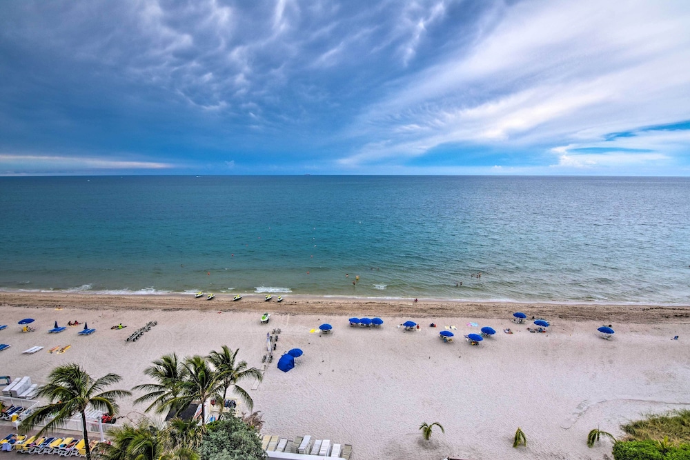Oceanfront Luxury 2/2 Condo w/ Amazing Views! view 5