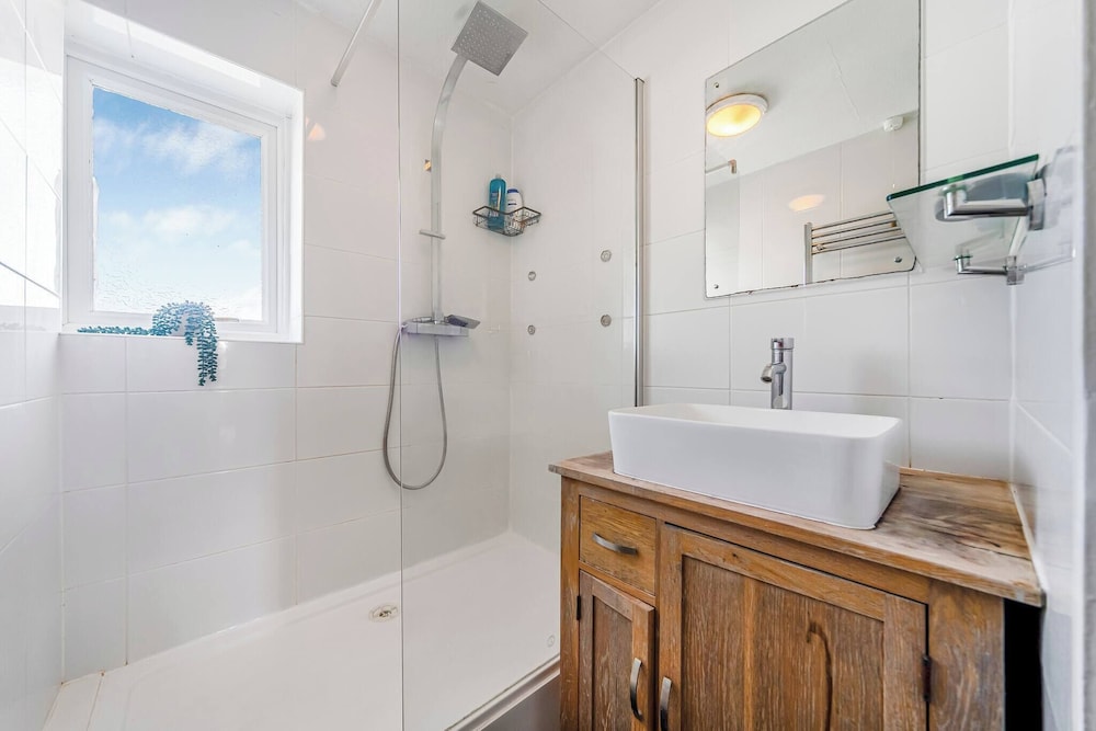 Stylish & Bright 3BR in Headington, Oxford Area