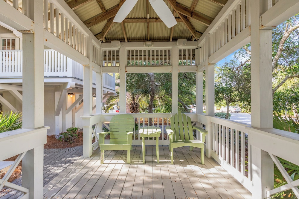 Seabatical! 3BR 2BA Coastal Retreat for 8 Relax, Unwind, and Recharge