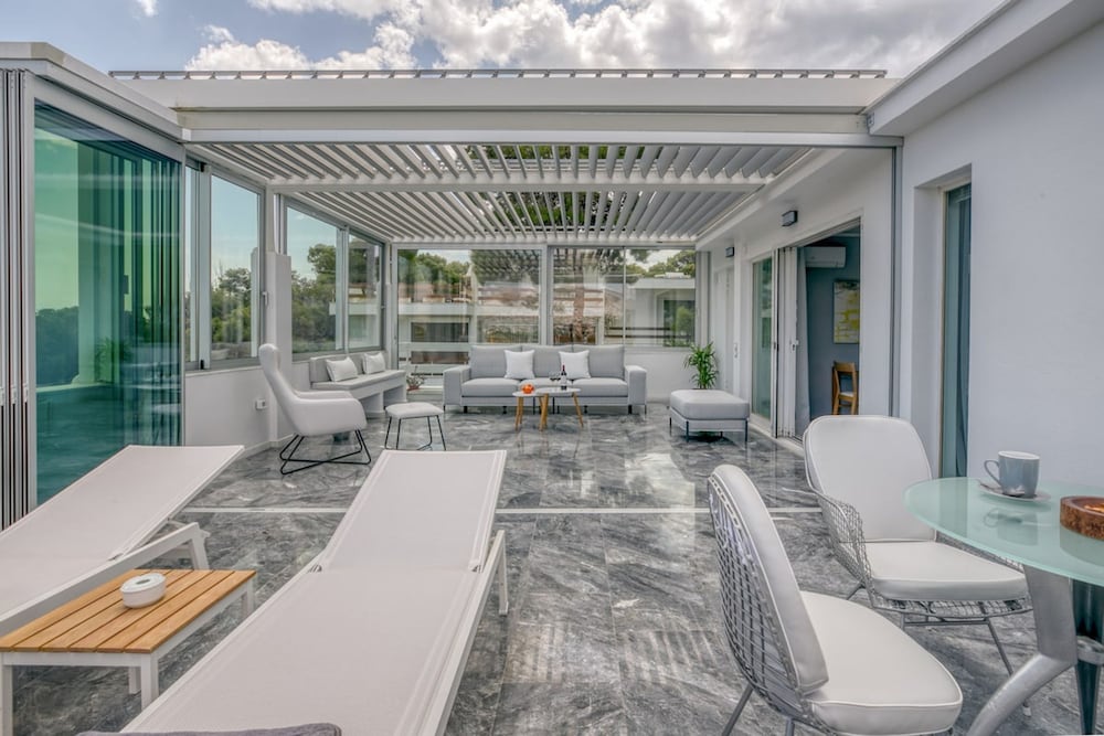 South Blue Sea View Apartment