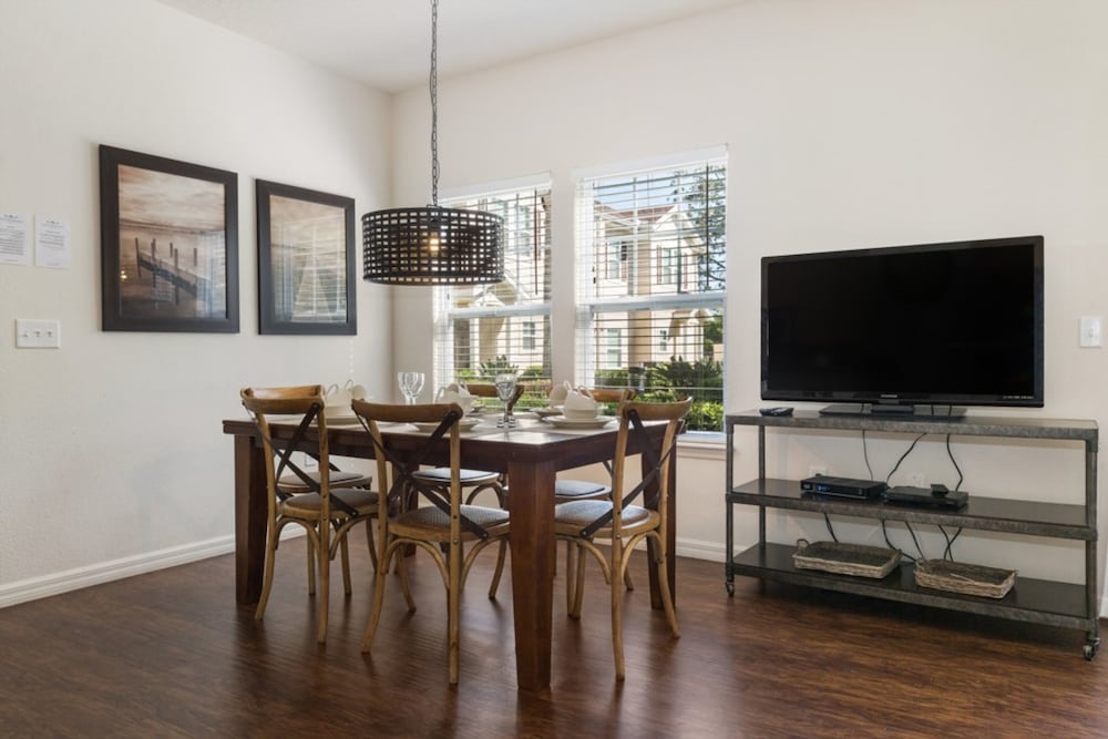 Lucaya Village 5366 - Image 2