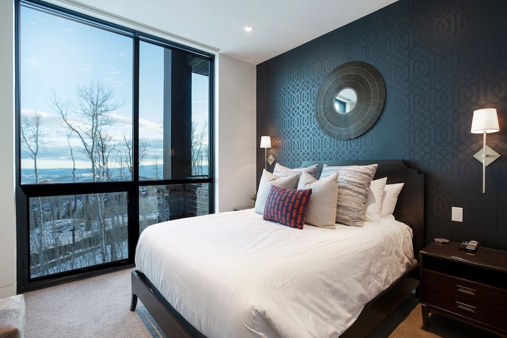 One Empire Pass Lodge at Deer Valley Resort - Three Bedroom Residence #404 3 Condo