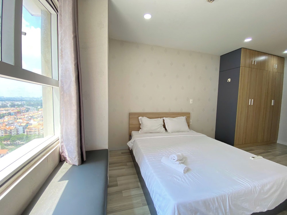 SUNRISE CITY VIEW Residences
