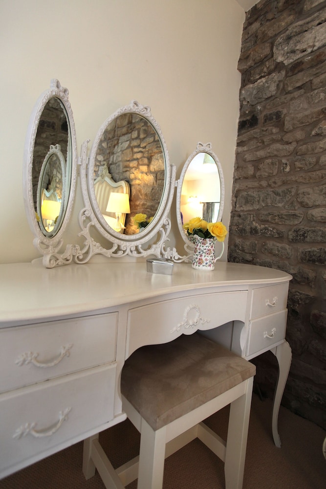 Stoop Farm Bed & Breakfast