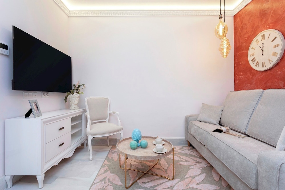 Exclusive Apartment in Seville.plaza del Museo 001