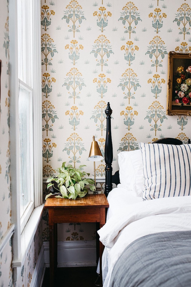 Ellerbeck Mansion Bed & Breakfast