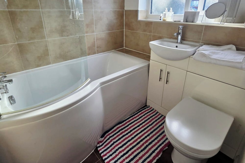Willow Retreat - House in Burbage- Sleeps2- Garden
