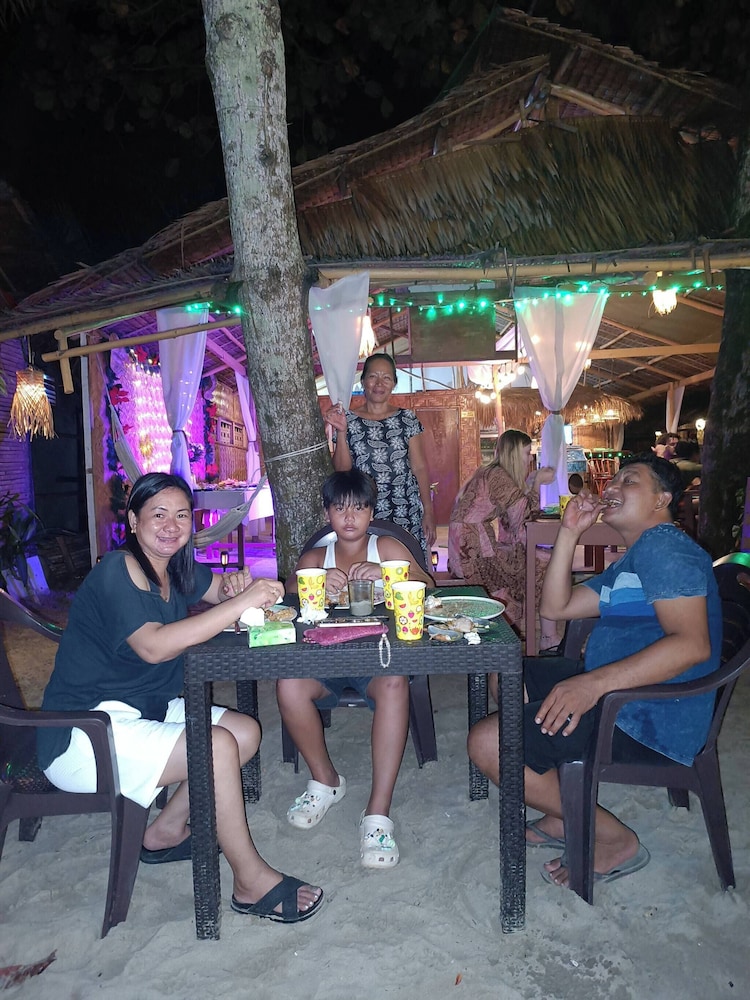 Bucana Beach House North El Nido