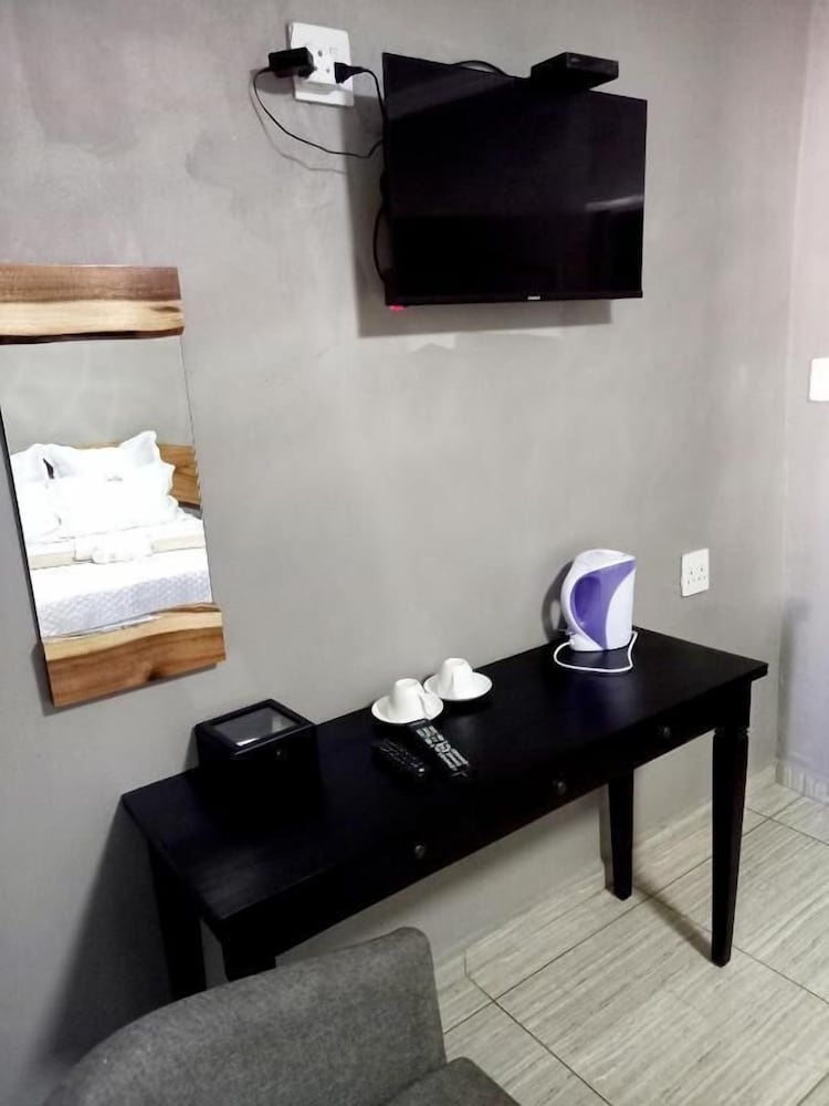 Kennzy Guesthouse view 5