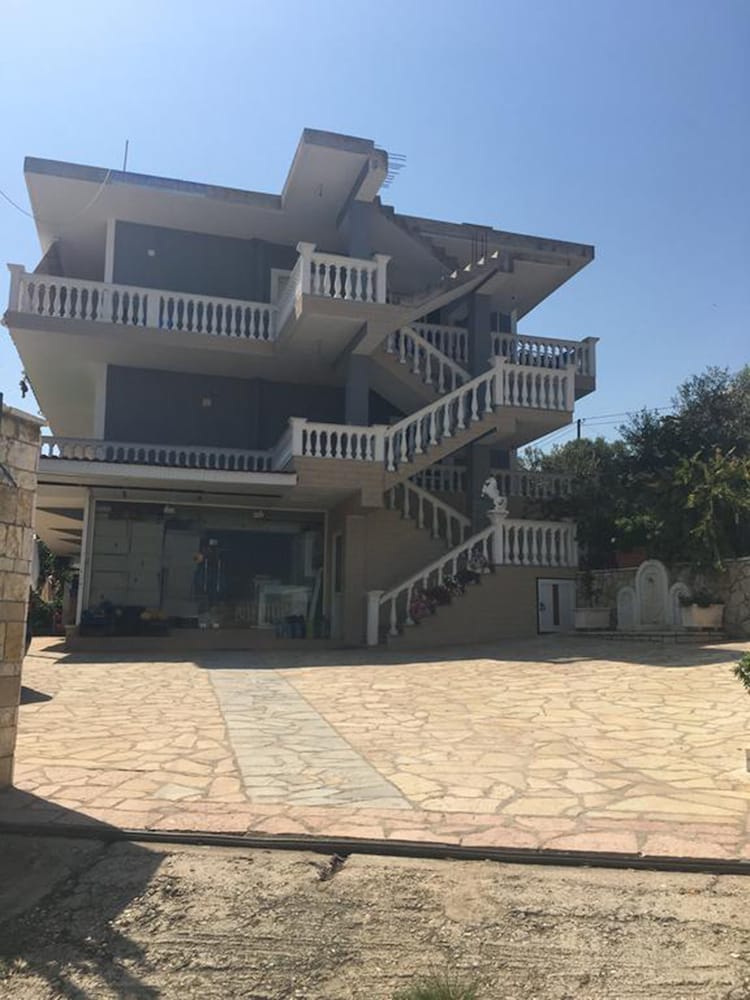 Duraj Apartment