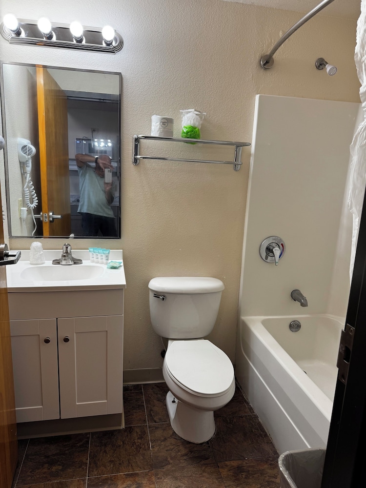 BEST STUDIO INN