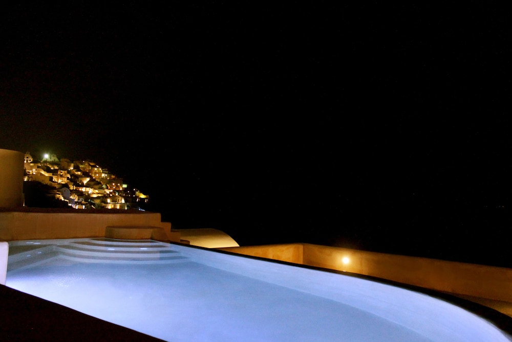 Villa Santorini 520
