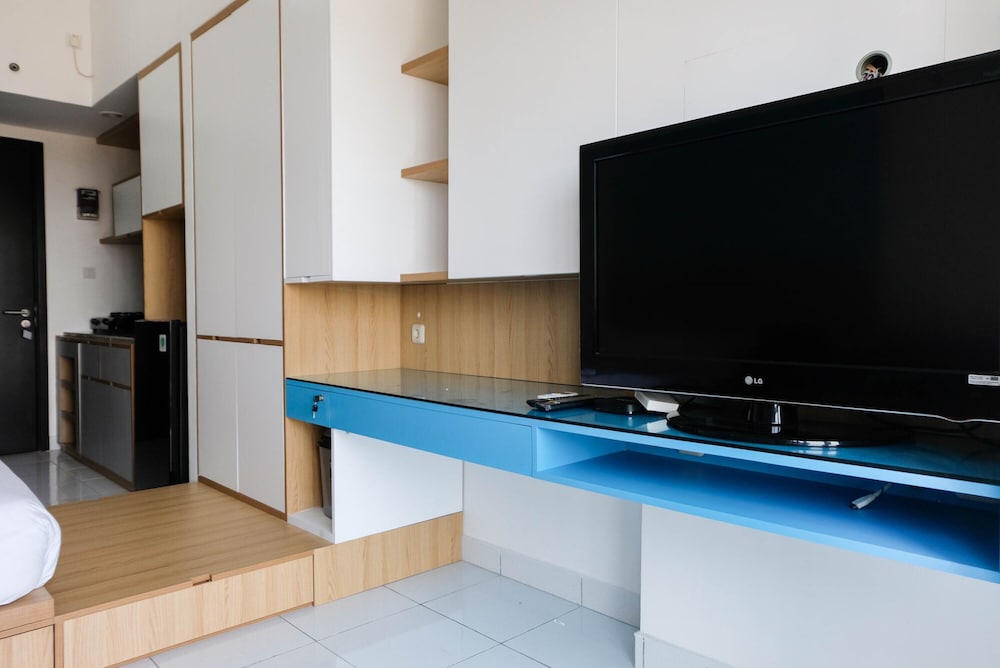 Modern and Furnished Studio Casa de Parco Apartment view 5