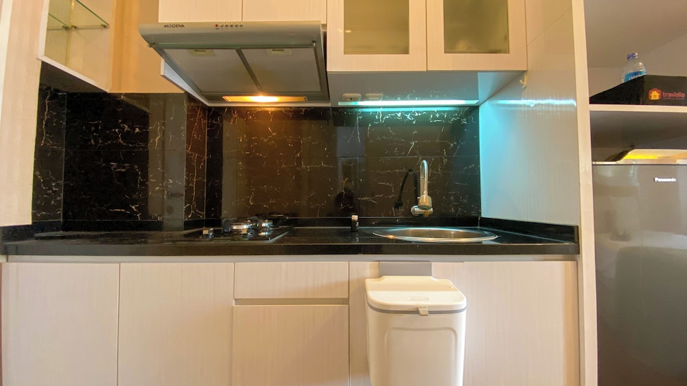 Convenient Studio Apartment At Pakubuwono Terrace