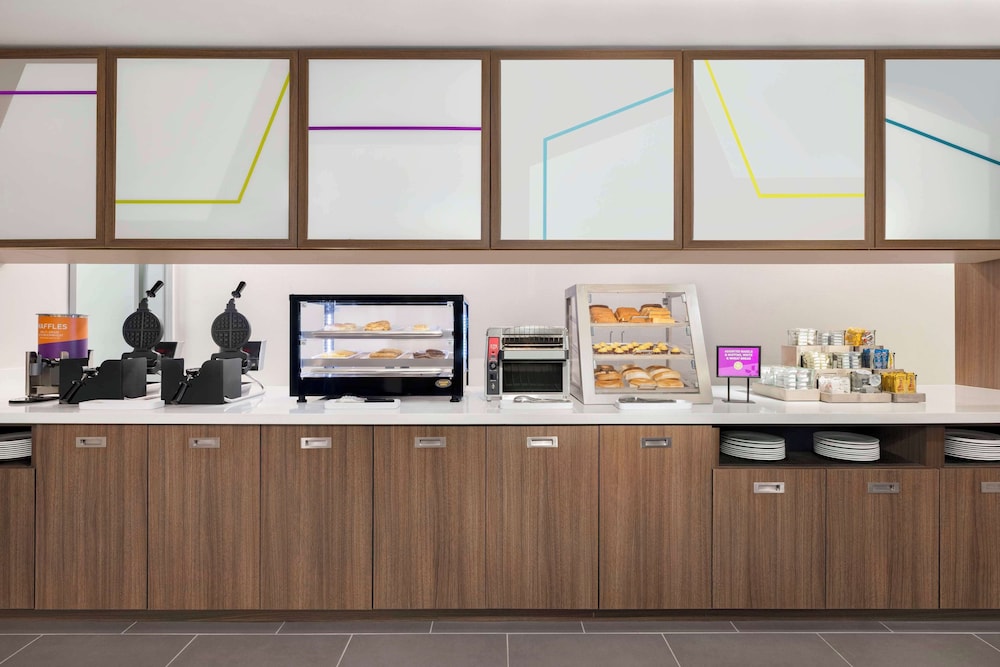 Home2 Suites By Hilton San Juan