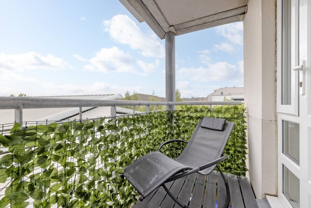 Elegant Flat with Balcony