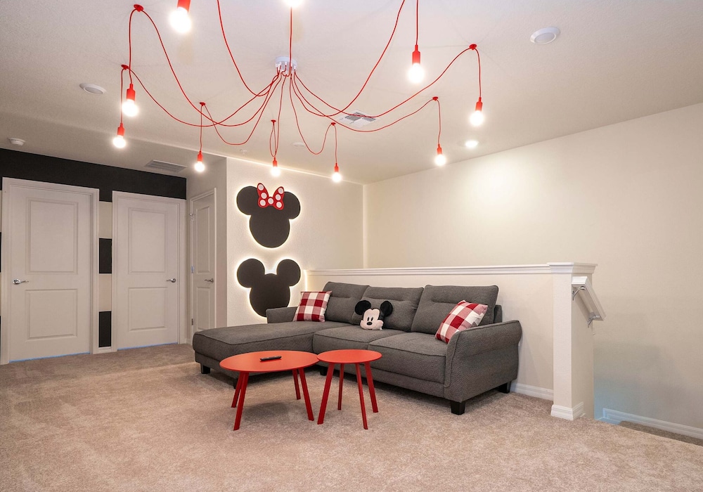 Luxury Private Pool & Themed Rooms Close To Disney 1282