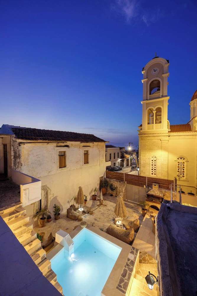 Stone Villa in Episkopi