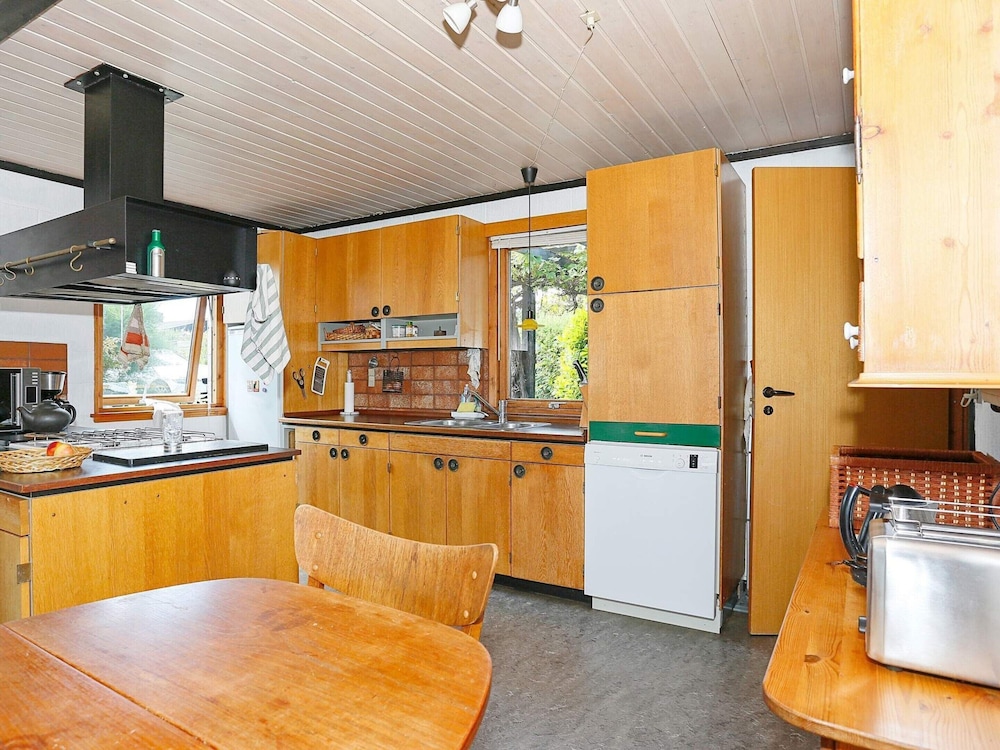 5 Person Holiday Home in Hesselager view 4