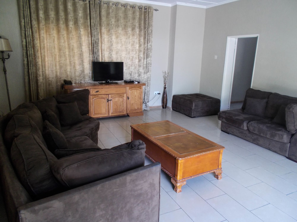 Tecla Lodges