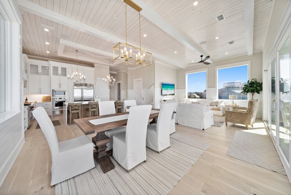 Pink Tequila Sunrise 7 Bedroom Home