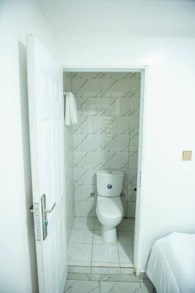 Inviting 1-bed Apartment Located in Abuja view 4