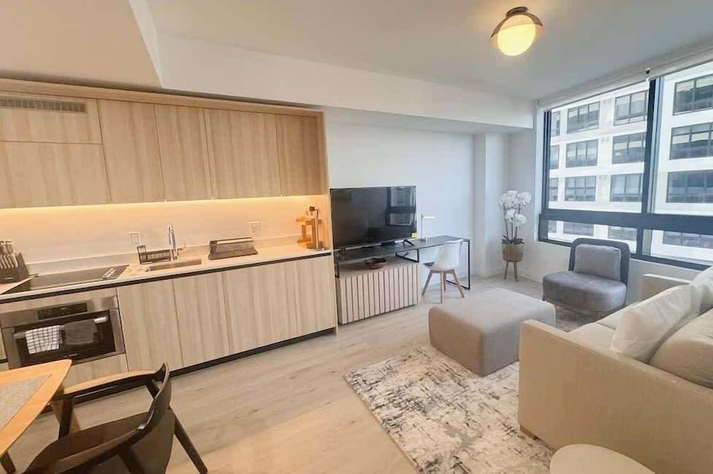 Luxury City Views in Downtown Miami
