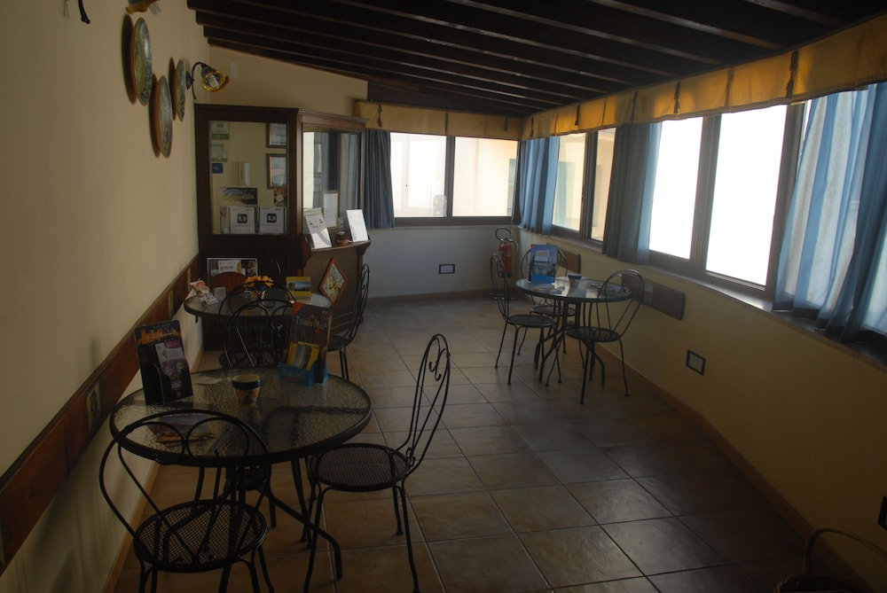 Photo 35
