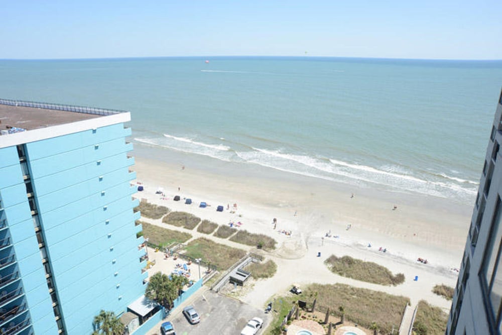 The Palace Resort by Elliott Beach Rentals