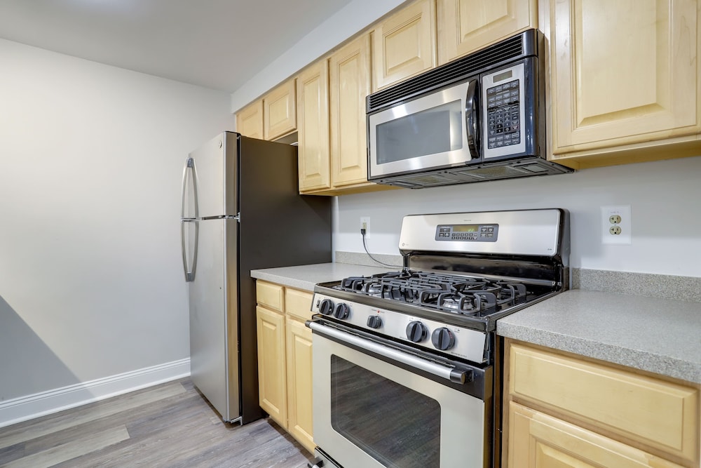 Amazing Apt in Ballston With Gym