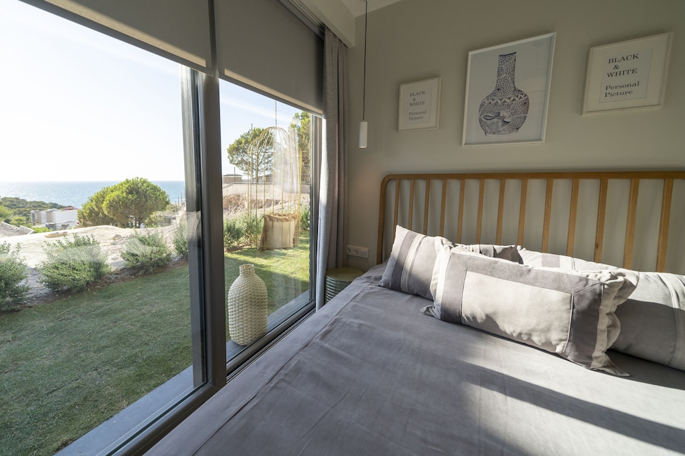 The House Residence Helis view 4