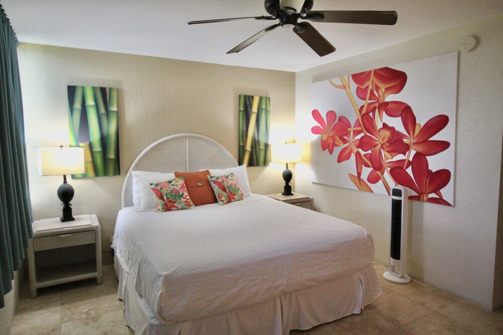 Papakea L105 2 Bedroom Condo