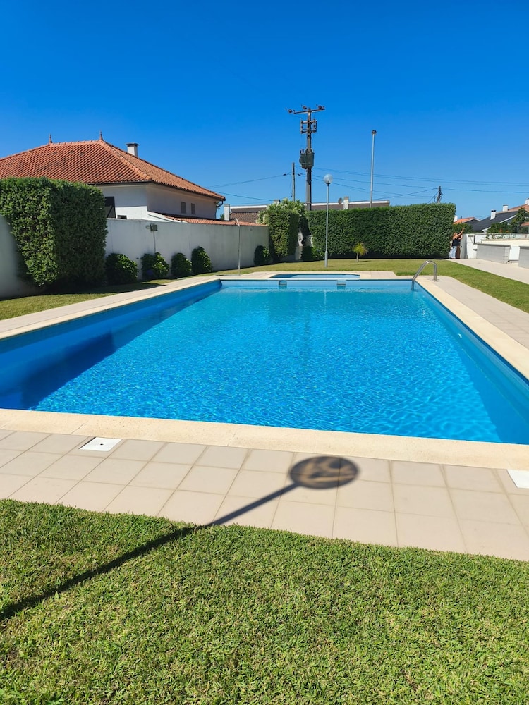 Beach Pool Villa Near Esposende Ap lia