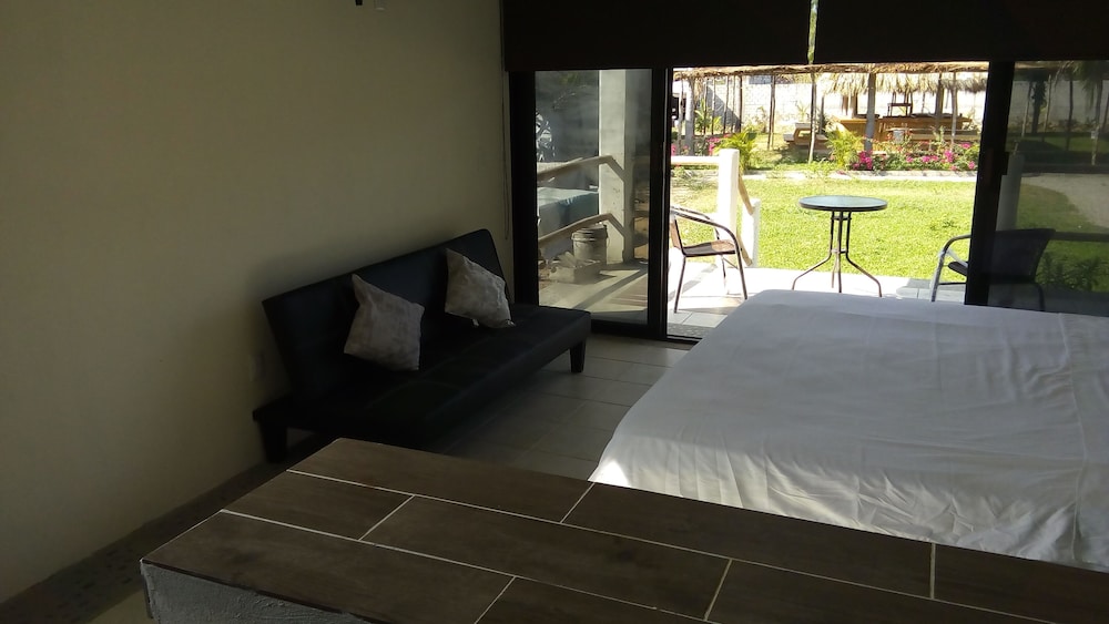 Zanatown Bungaloos