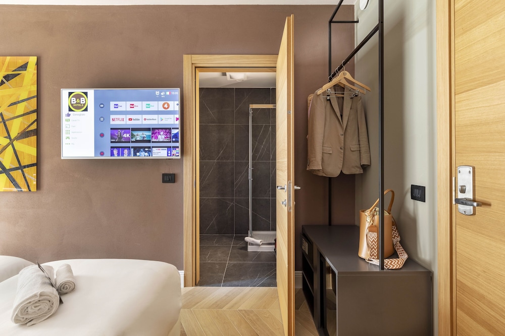 B&B Hotel Genova City Center