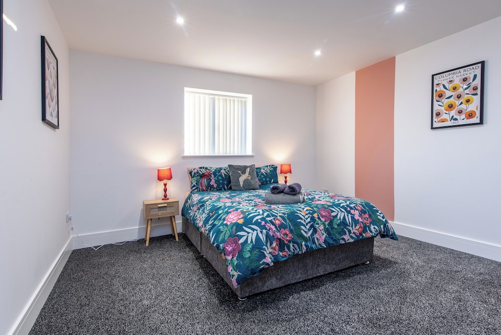 Chapel Street Apartments