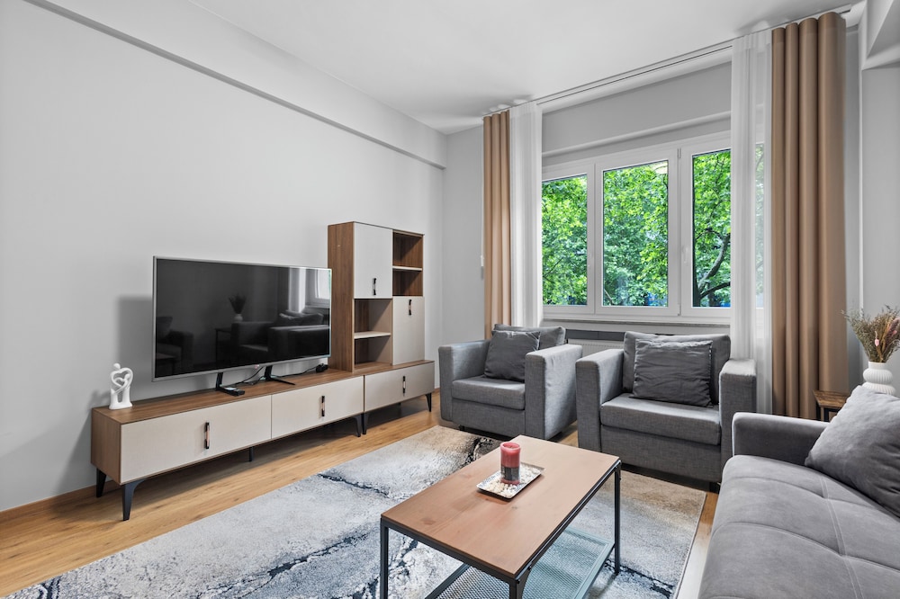 Domloge Lofts & Apartments