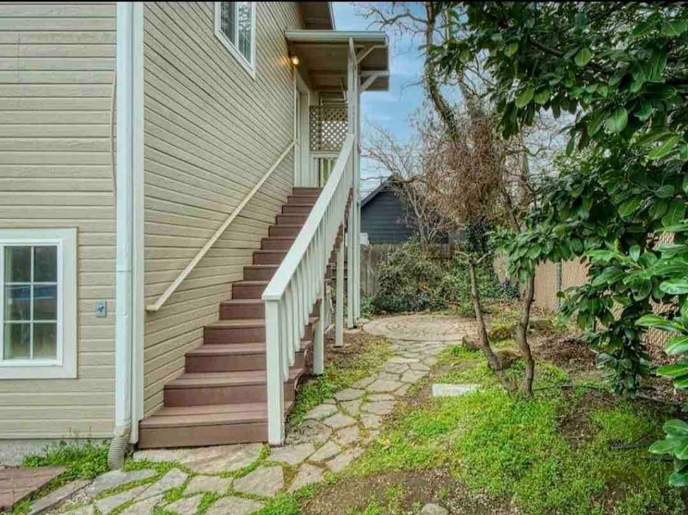 Medford Home and 2 Condos With Pool