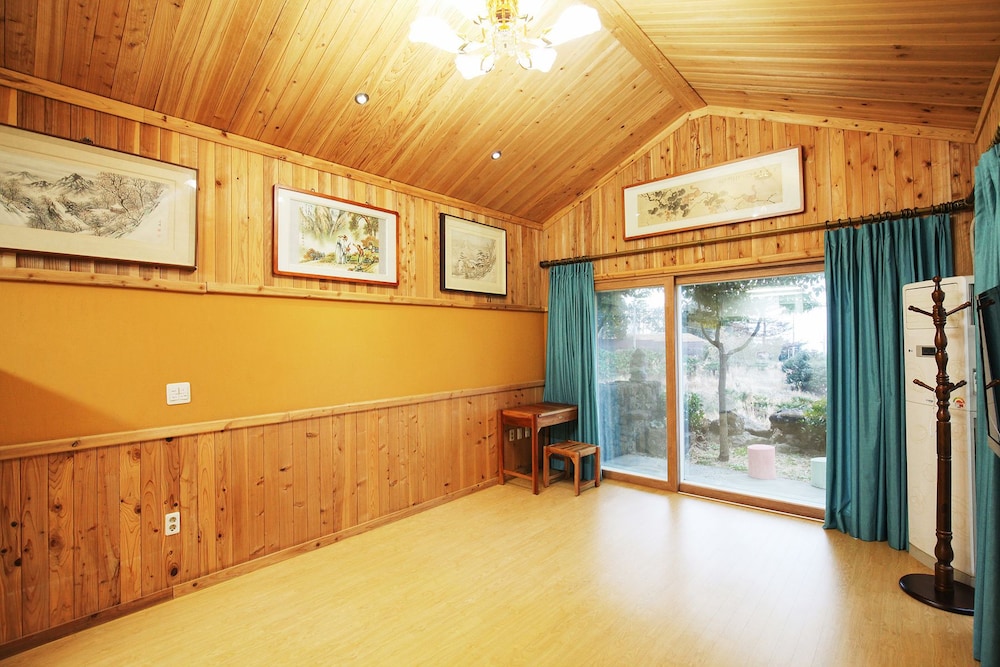 Memory In Jeju Pension