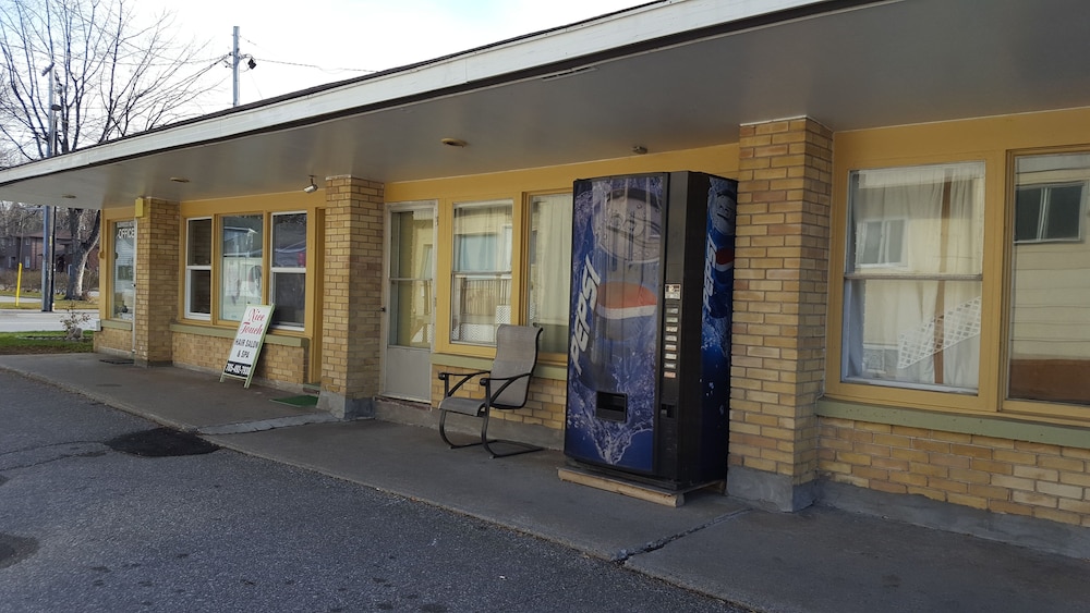 Glenwood Motel and Cottages