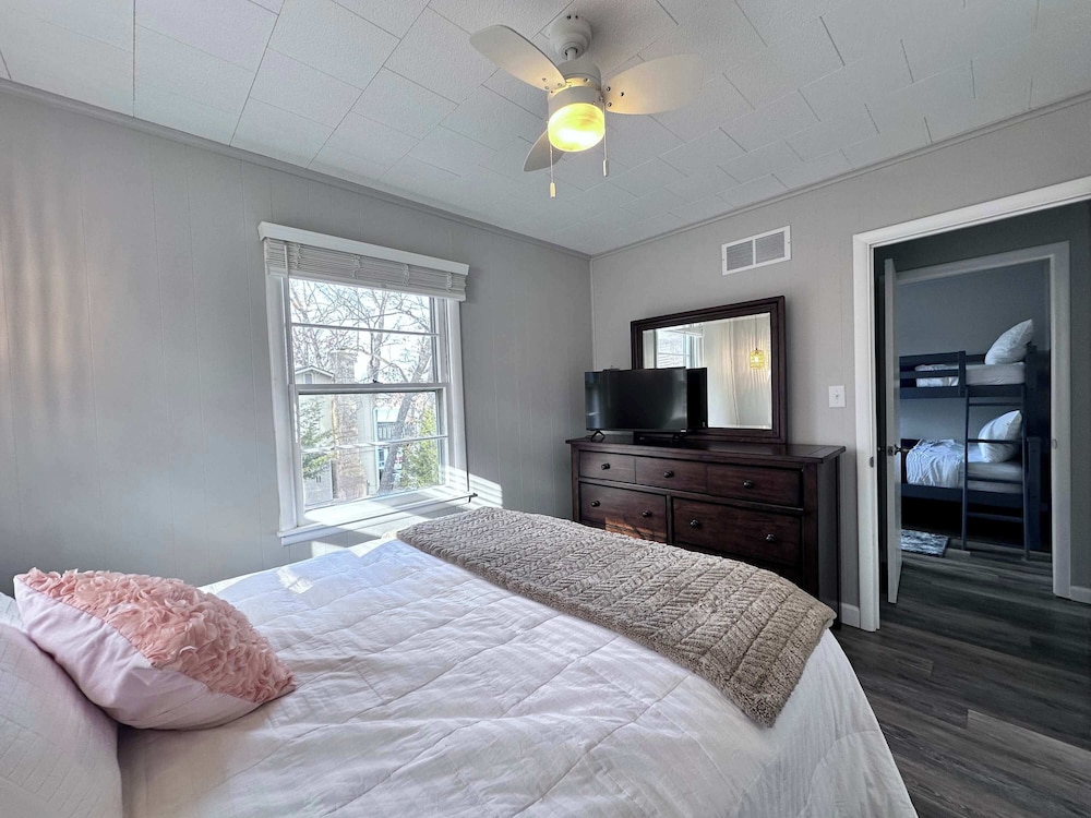Red Deer Cabin Stay for 8!
