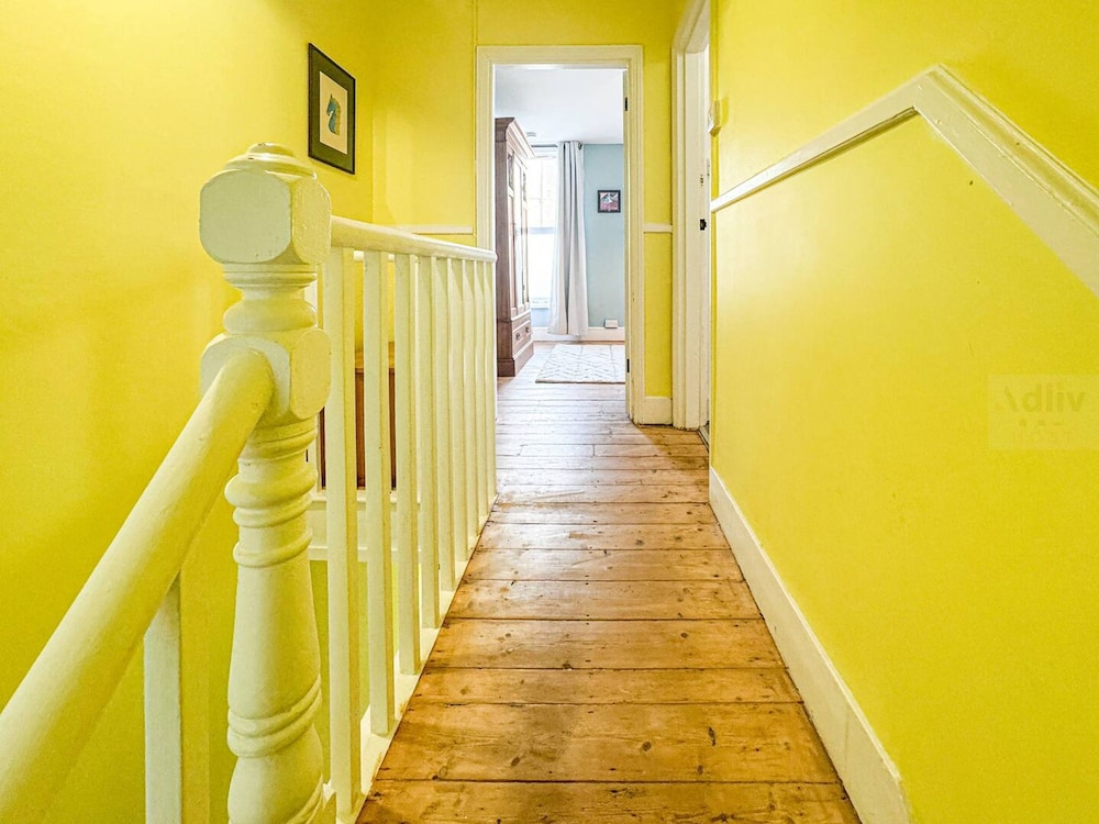 Cosy Margate Getaway Sleeps 5 By Adliv