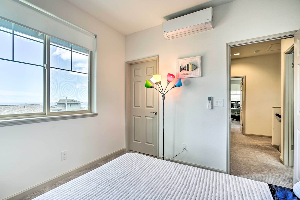 Modern Waianae Home w/ Mountain & Valley View view 4