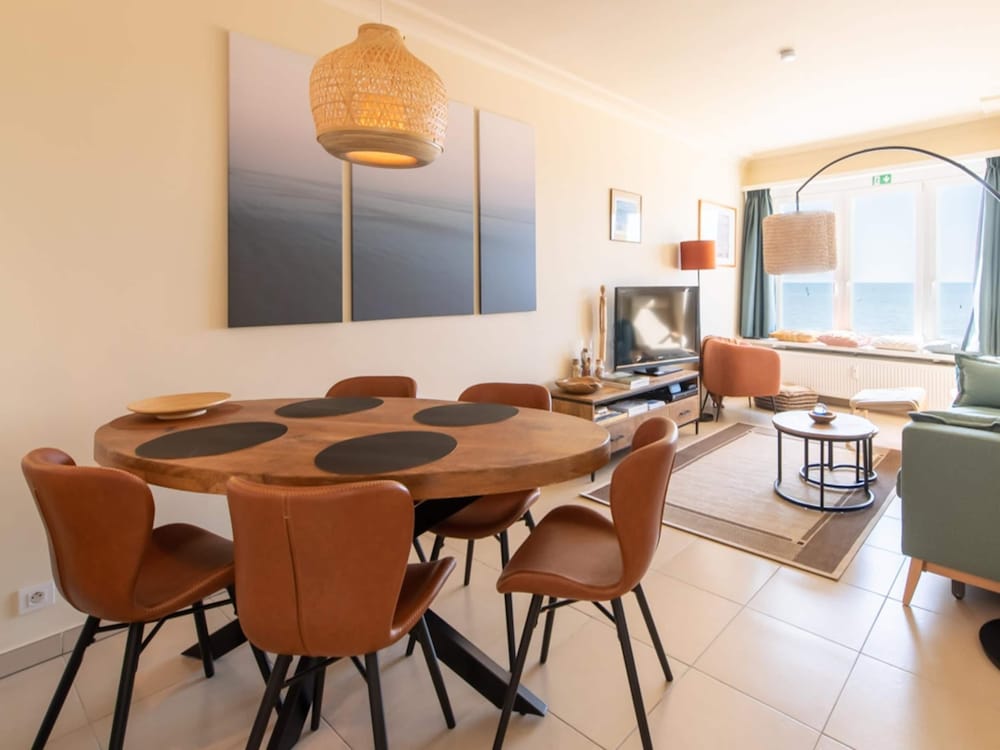 Apartment on the Dike in Ostend Center