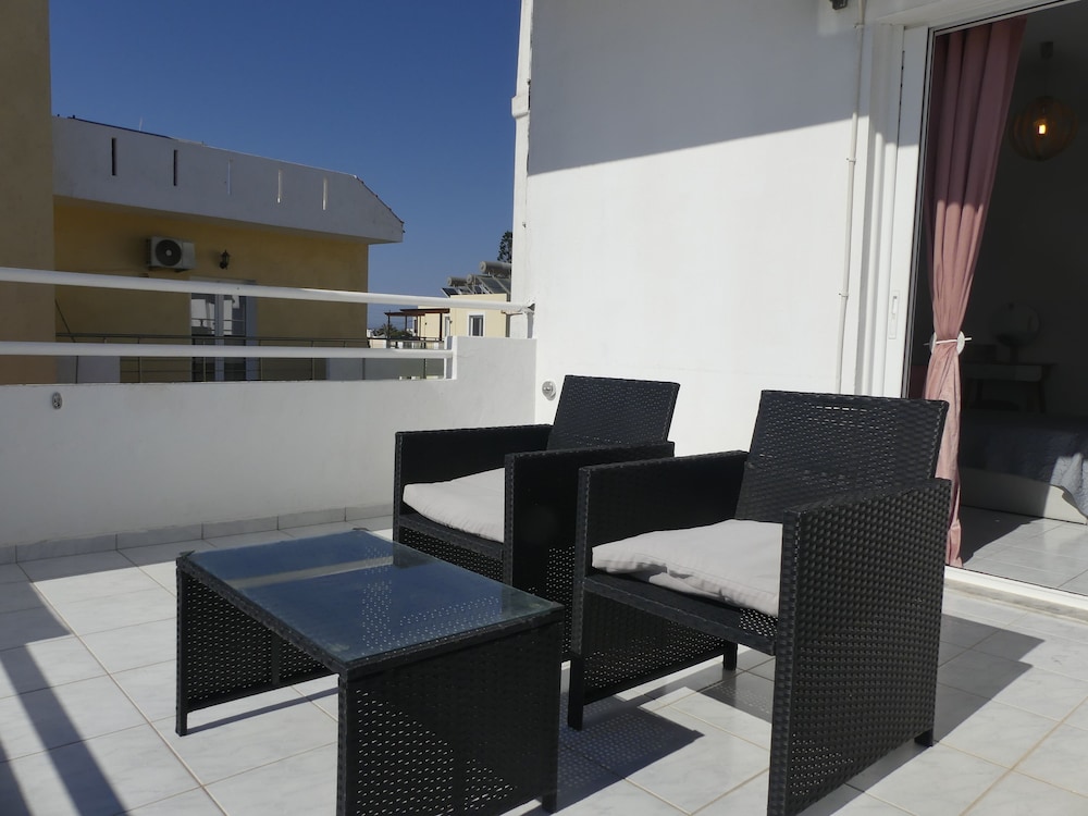 AMZ Apartments