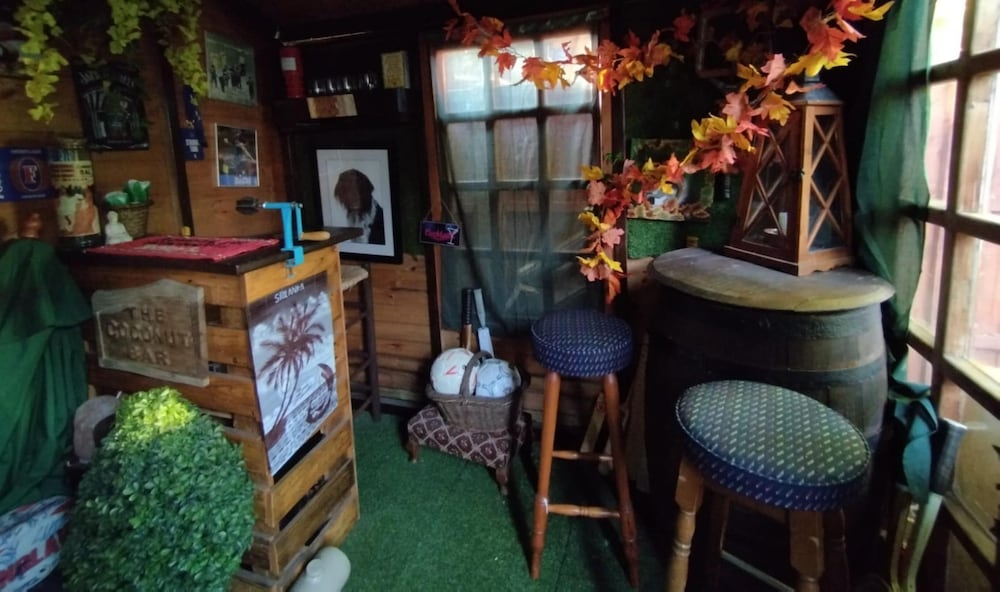 Vc - Cottage In The City