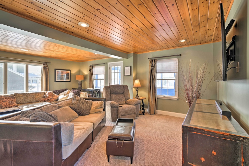 Lake Chautauqua Home < 1/2 Mile to Town & Water view 5