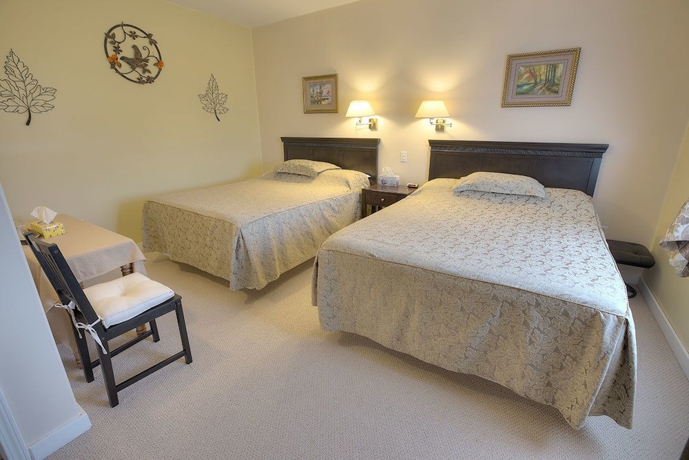 Villa Maria Country Inn - Image 4