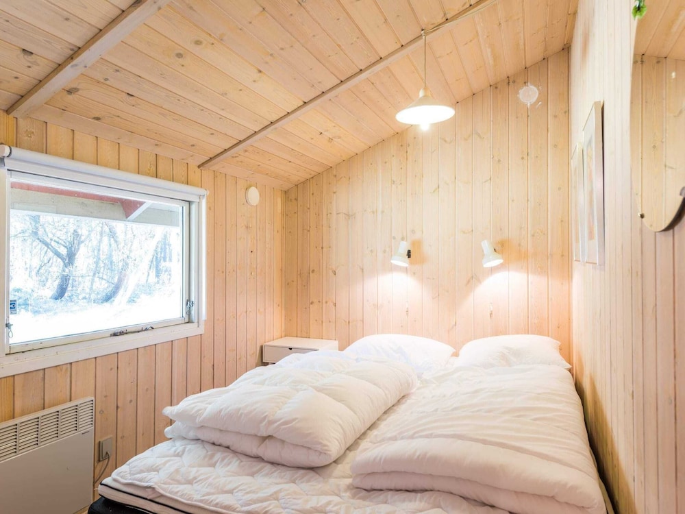 6 Person Holiday Home in Norre Nebel view 5