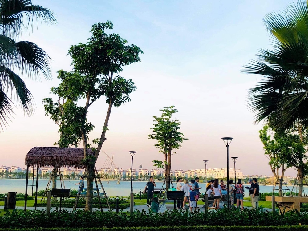 Bom Homes- Vinhomes Ocean Park